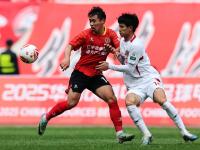 九游娱乐网址-包含中甲第16轮，延边龙鼎2-0广东广州豹，主场豪取八连胜的词条